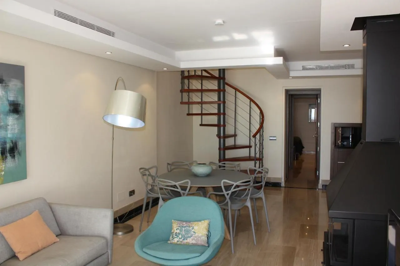 121 - 3 Bedroom With Private Pool 埃斯特波纳 0*,